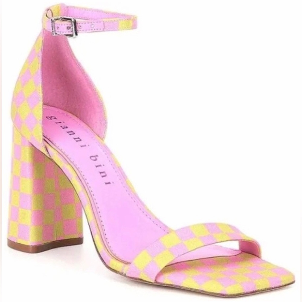 Gianni Bini Pink Checkered Print Square Toe Chunky Heel Ankle Strap Heels Sz 8